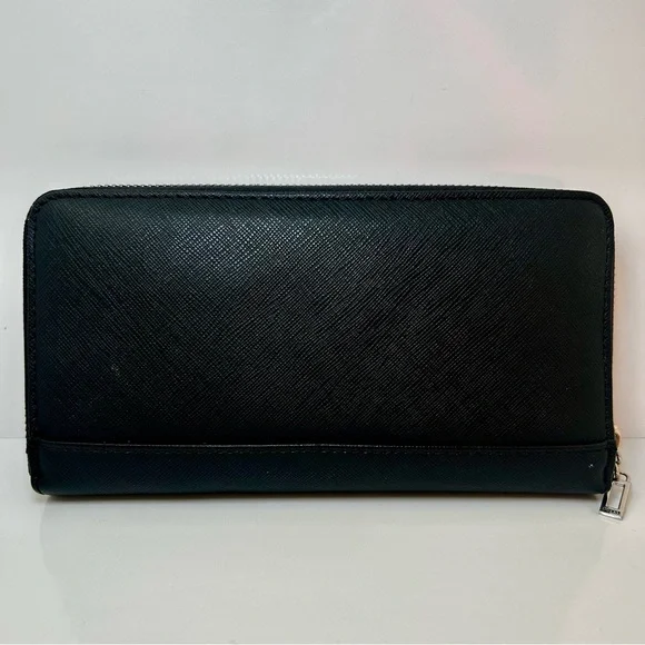 NWOT GUESS Women’s Black Casual Embossed Logo Wallet, Black - Picture 3 of 7